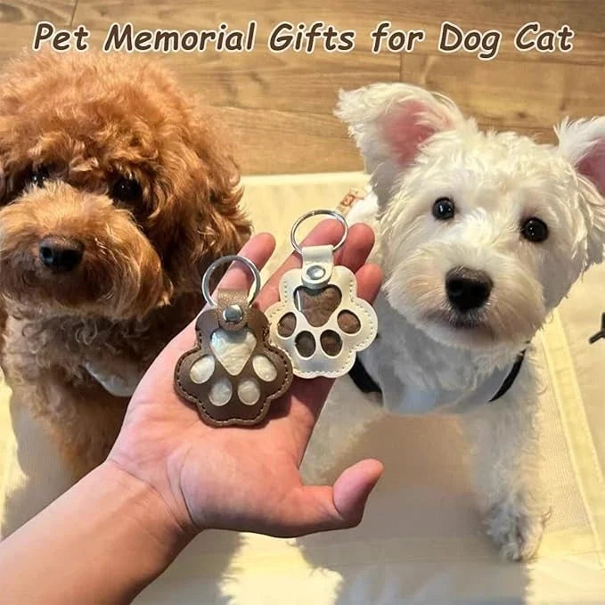 Dog Hair Collector Keychain Leather Pet Memorial Keepsake for Dogs and Cats, Fur Storage Pendant Charm Gift Keychain